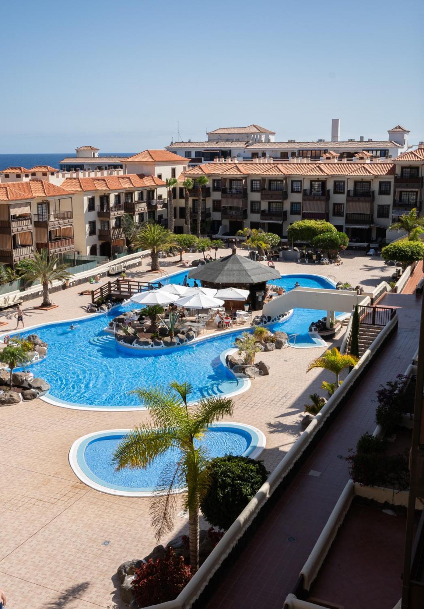 Zomero, * Costa Del Silencio